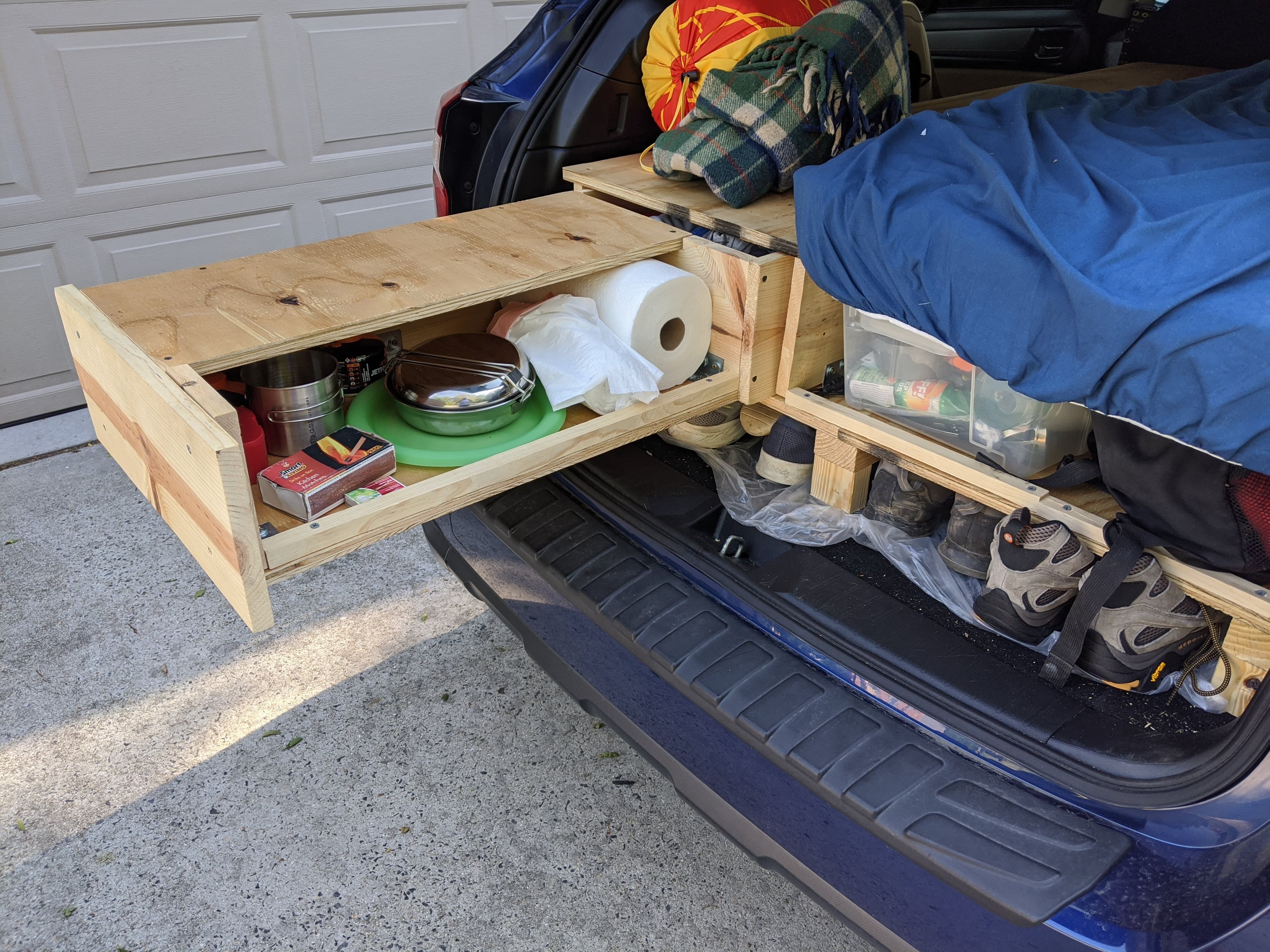 Finished drawer in the completed rig