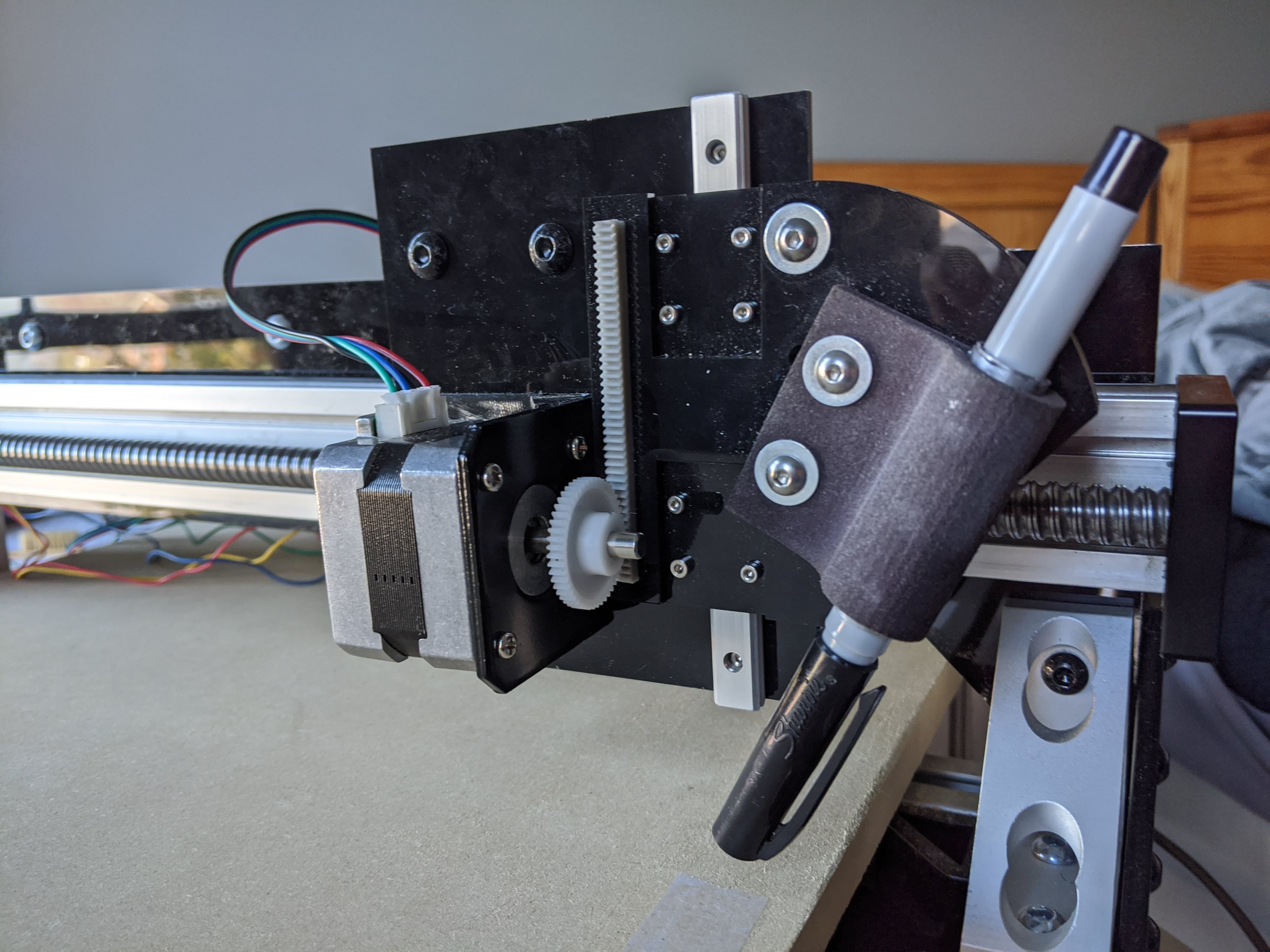 Z-axis actuator mechanism for pen up/down